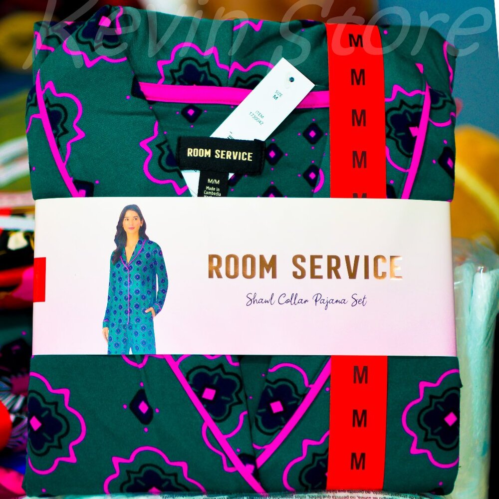 Room Service‎ Women's Shawl Collar Pajama Set